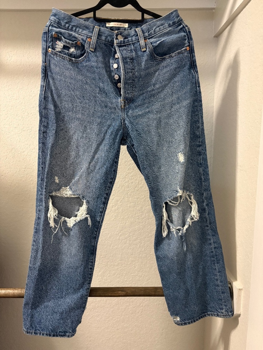 LEVI RIBCAGE STRAIGHT ANKLE JEAN